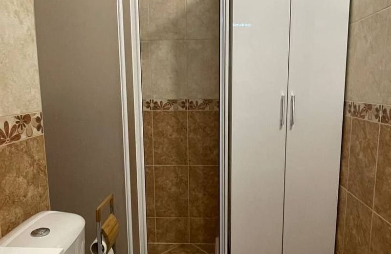 Alquiler de un amplio apartamento de 2 habitaciones, barrio Briz, Varna, Bulgaria